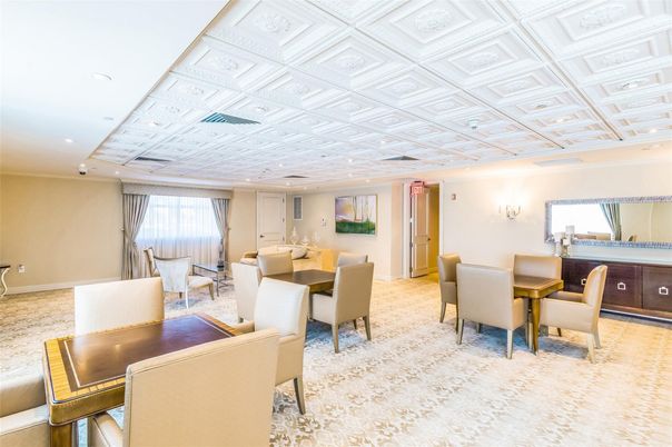 Dining room, Interior, Recessed Lighting