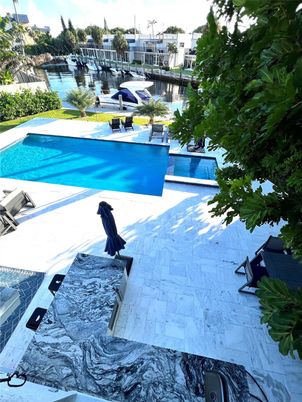 Exterior, Lake, Pool, Water