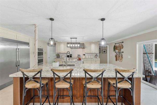 Interior, Kitchen, Pendant Lights, Stainless Steel Appliances