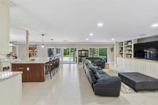 Interior, Kitchen, Living room, Pendant Lights, Recessed Lighting