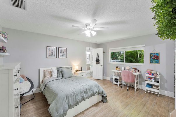 Bedroom, Home Office, Interior, Wood Texture Flooring