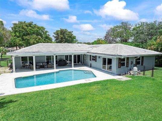 Backyard, Exterior, Pool