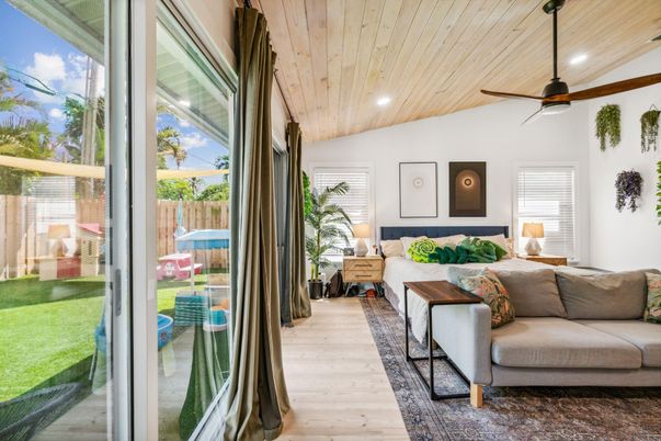 Interior, Living room, Recessed Lighting, Wooden Ceilings, Wood Texture Flooring