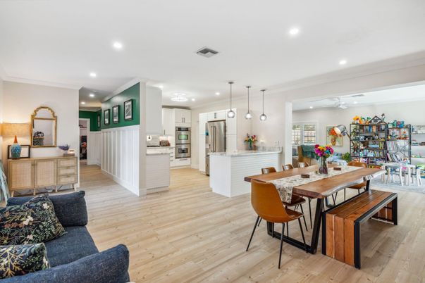 Dining room, Interior, Kitchen, Living room, Pendant Lights, Recessed Lighting, Stainless Steel Appliances, Wood Texture Flooring