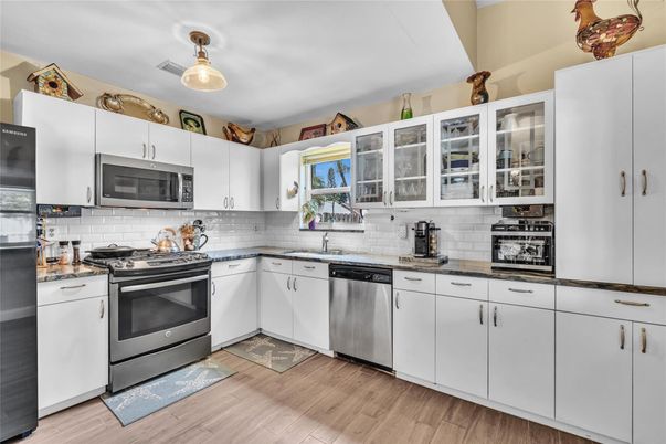 Interior, Kitchen, Stainless Steel Appliances, Wood Texture Flooring