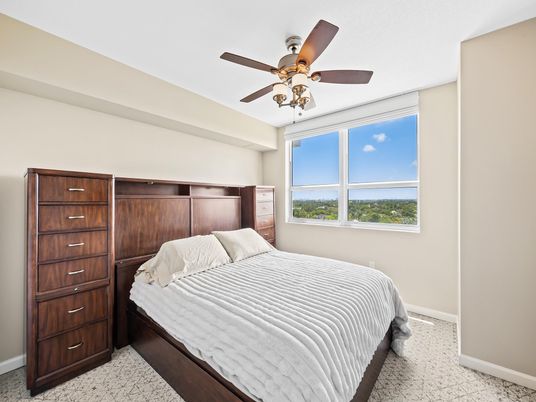 Bedroom, Interior, Water