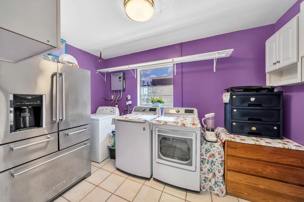 Interior, Washer