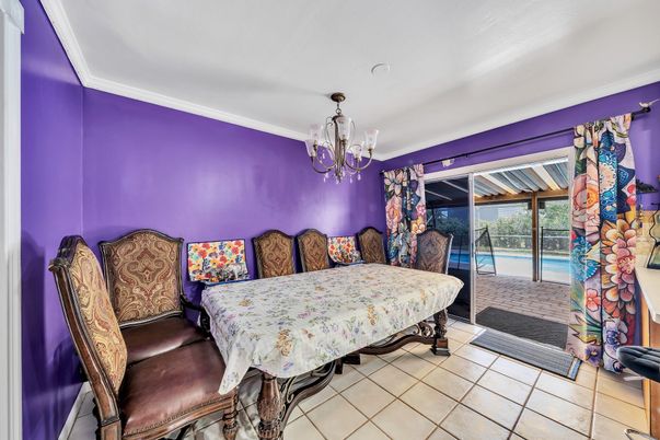 Chandelier, Dining room, Interior