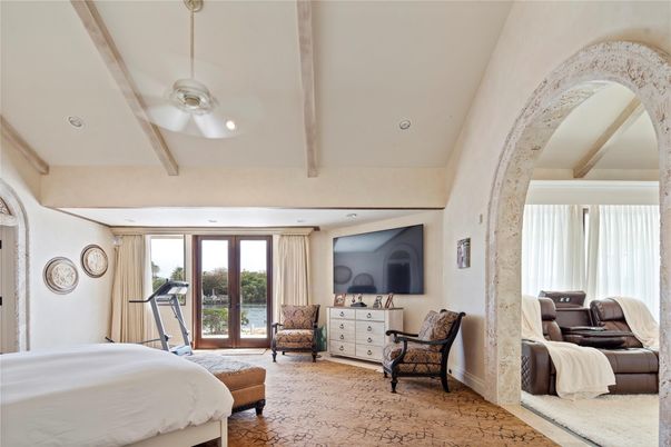 Bedroom, Fitness Equipment, Interior, Recessed Lighting, Wooden Beams