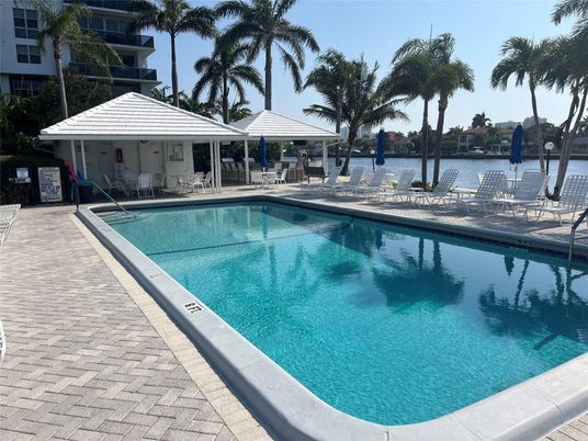 Exterior, Pool, Water