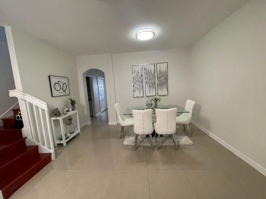 Dining room, Interior