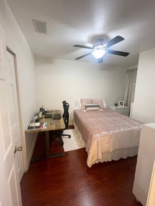 Bedroom, Home Office, Interior, Wood Texture Flooring