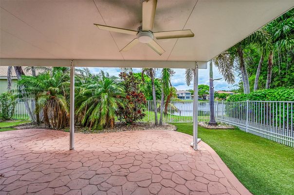 Backyard, Exterior, Water