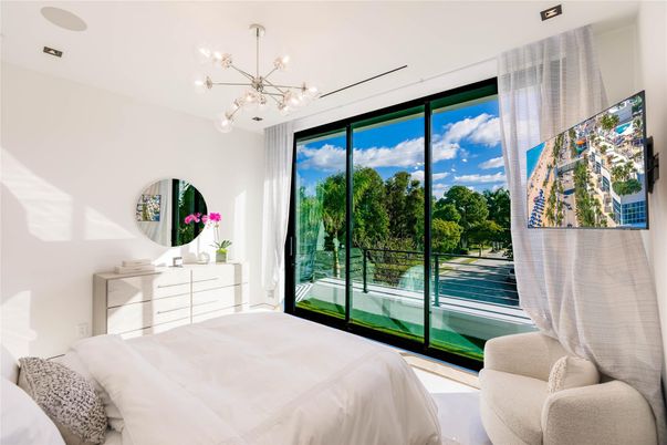 Bedroom, Interior, Pendant Lights