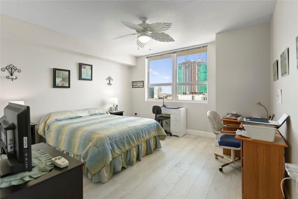 Bedroom, Home Office, Interior, Wood Texture Flooring