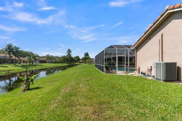 Backyard, Exterior, Water