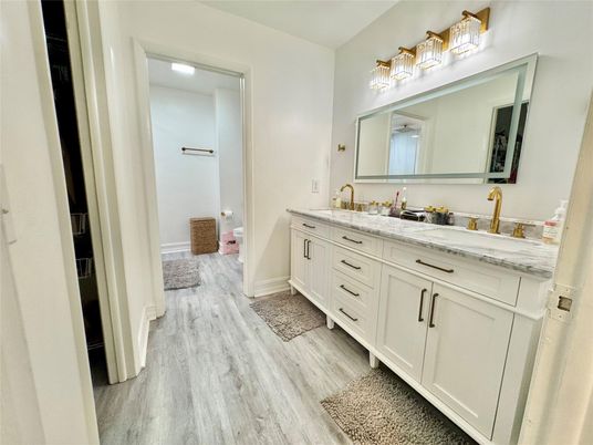 Bathroom, Dual Sink Vanities, Interior, Wood Texture Flooring