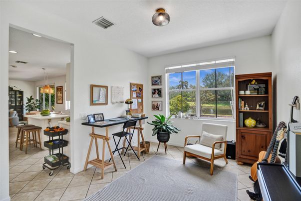 Dining room, Interior, Recessed Lighting