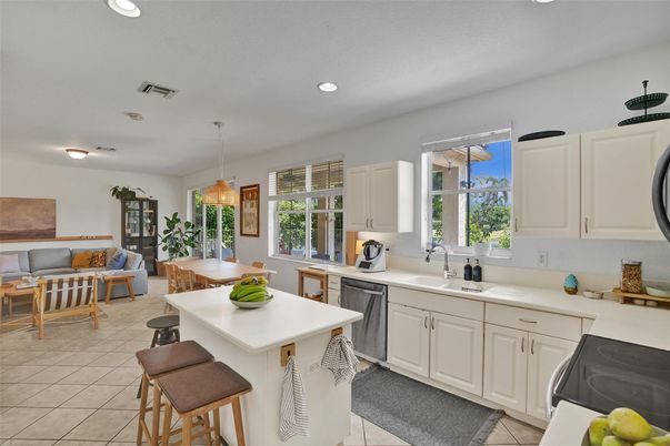 Dining room, Interior, Kitchen, Pendant Lights, Recessed Lighting