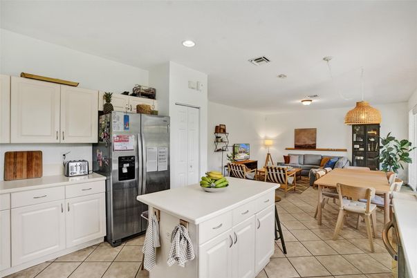 Dining room, Interior, Kitchen, Recessed Lighting