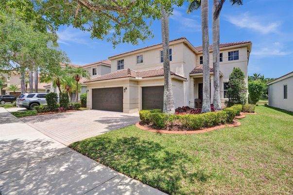 Attached, Backyard, Exterior, Facade, Mediterranean