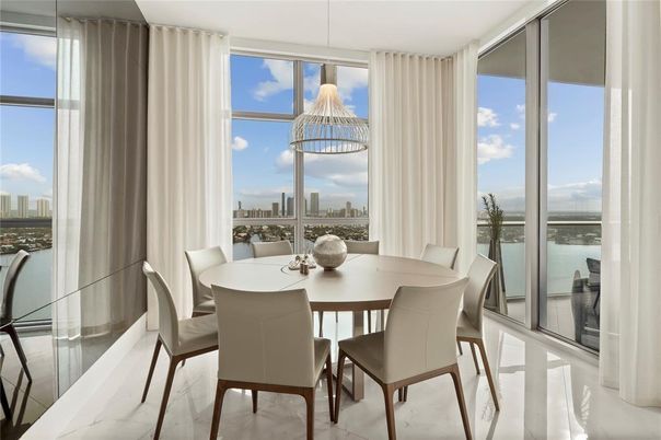 Dining room, Interior, Pendant Lights, Water