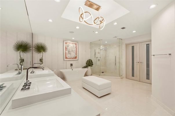 Bathroom, Dual Sink Vanities, Free Standing Baths, Glass Shower, Interior, Pendant Lights, Recessed Lighting