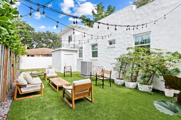 Backyard, Exterior