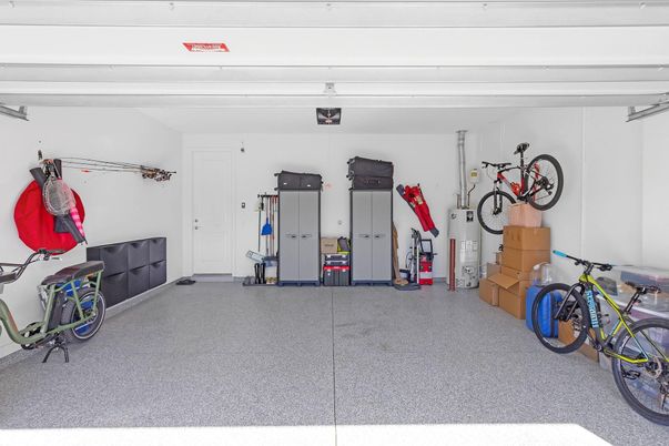 Garage, Interior