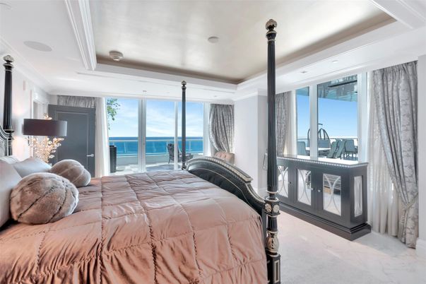 Bedroom, Interior, Marble, Recessed Lighting, Water