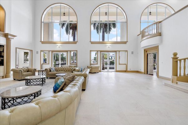 Fireplace, Interior, Living room