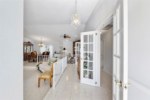Chandelier, Dining room, Interior, Living room, Recessed Lighting