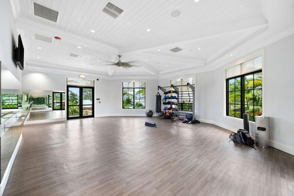 Fitness Equipment, Interior, Recessed Lighting, Wood Texture Flooring