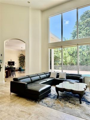 Chandelier, Dining room, Interior, Living room, Recessed Lighting