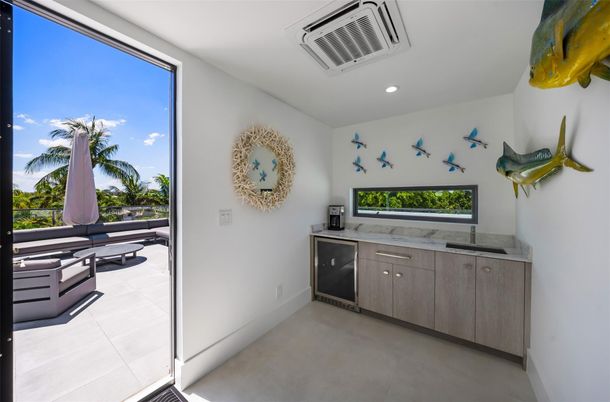 Interior, Recessed Lighting, Water