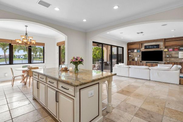 Chandelier, Dining room, Interior, Living room, Recessed Lighting