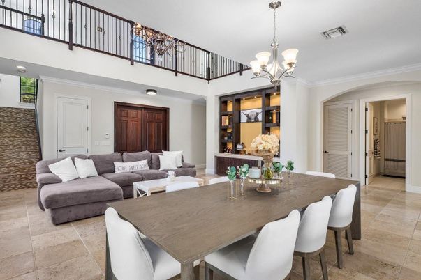 Chandelier, Dining room, Interior, Living room