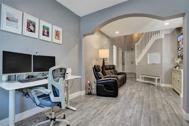 Home Office, Interior, Recessed Lighting, Wood Texture Flooring