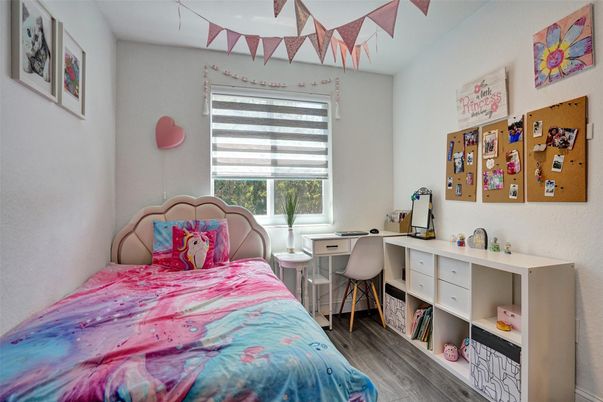 Bedroom, Home Office, Interior, Wood Texture Flooring
