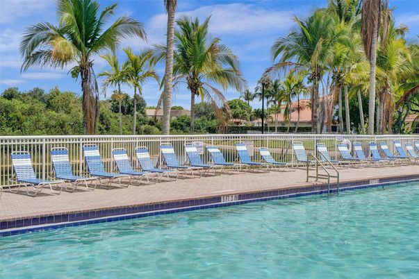 Exterior, Pool, Water