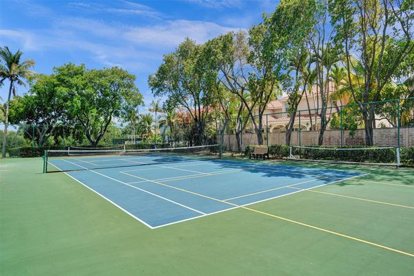 Exterior, Tennis Courts