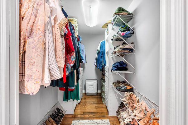 Interior, Walk-in Closets, Wood Texture Flooring