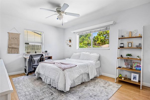 Bedroom, Home Office, Interior, Wood Texture Flooring