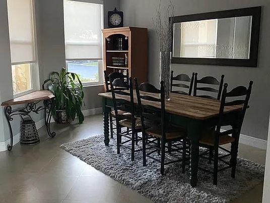 Dining room, Interior