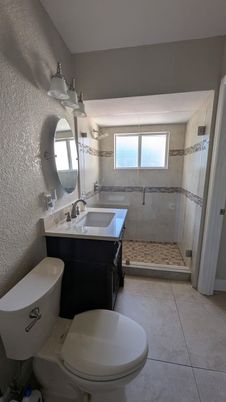 Bathroom, Dual Sink Vanities, Interior