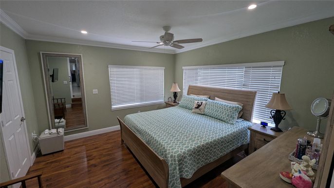 Bedroom, Interior, Recessed Lighting, Wood Texture Flooring