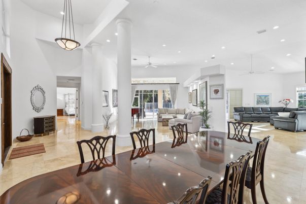 Dining room, Interior, Living room, Pendant Lights, Recessed Lighting