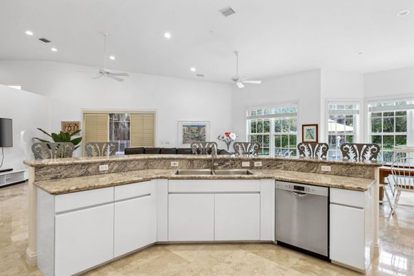 Dining room, Interior, Kitchen, Recessed Lighting
