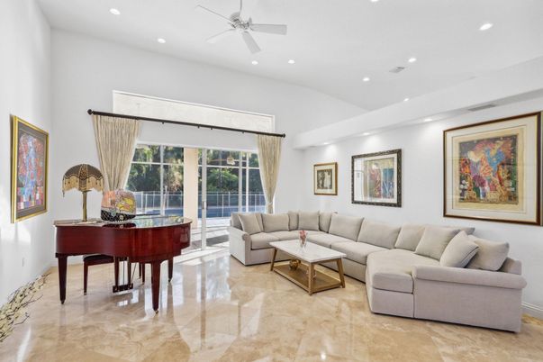 Interior, Living room, Piano, Recessed Lighting