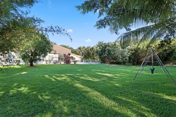Backyard, Exterior, Playground